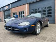 image_0-JAGUAR XK8 coupé - 1997