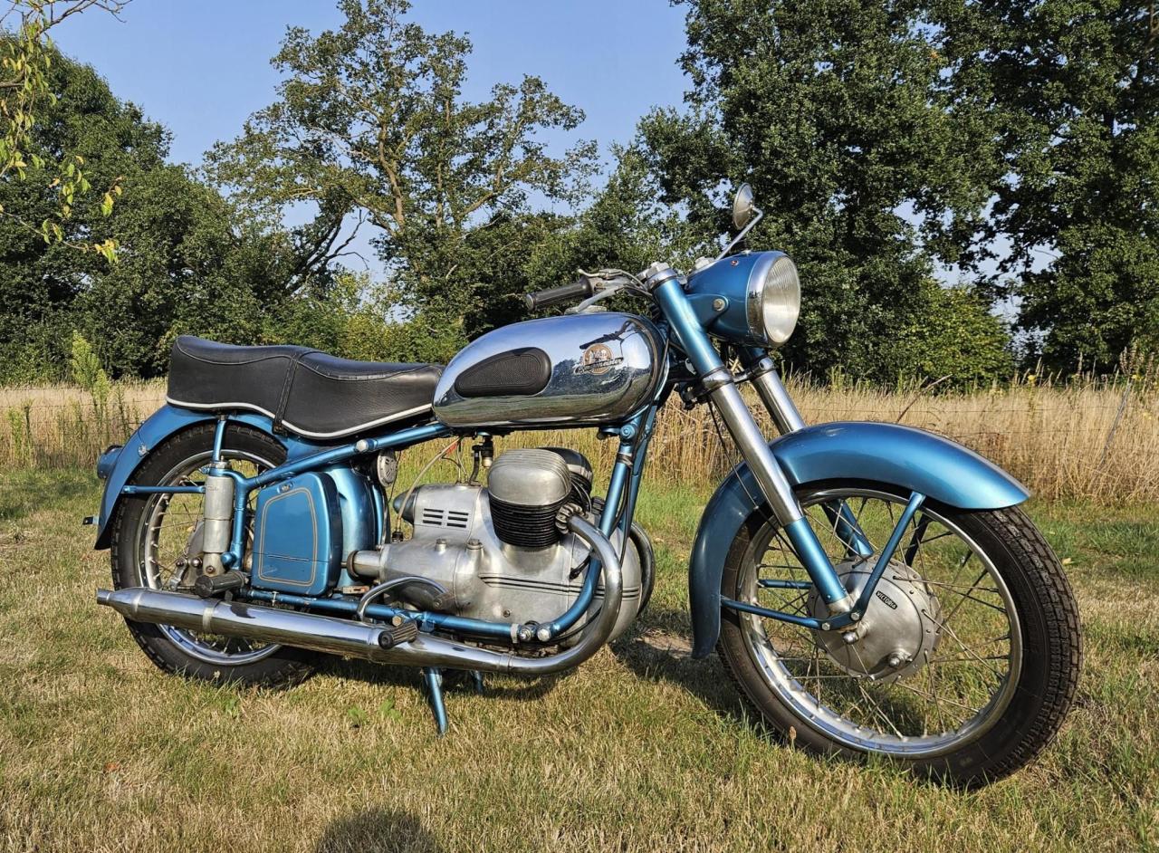 1954 Victoria V35 Bergmeister with german registration paper LesAnciennes.com