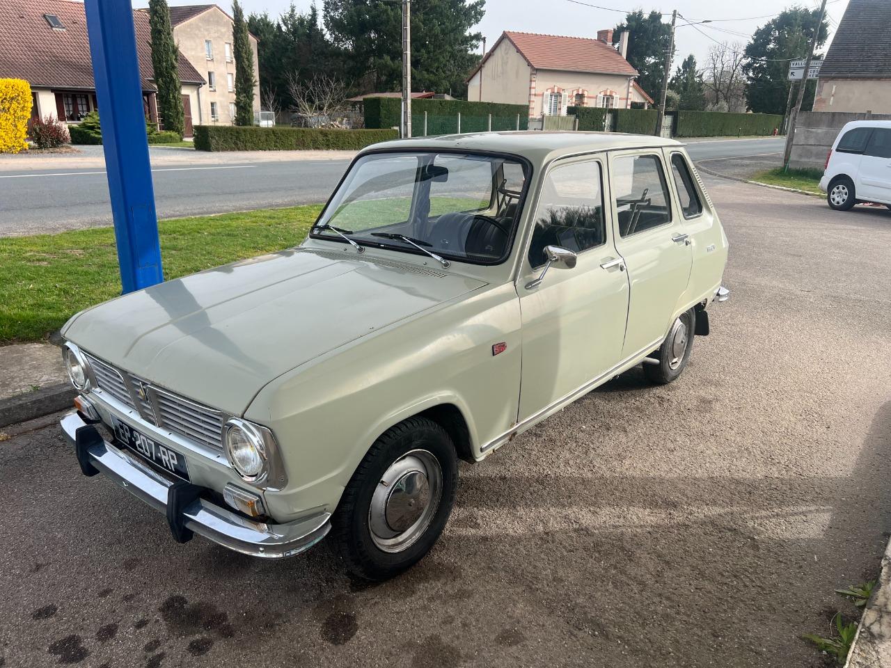 RENAULT 6 (R6) - 1969 LesAnciennes.com