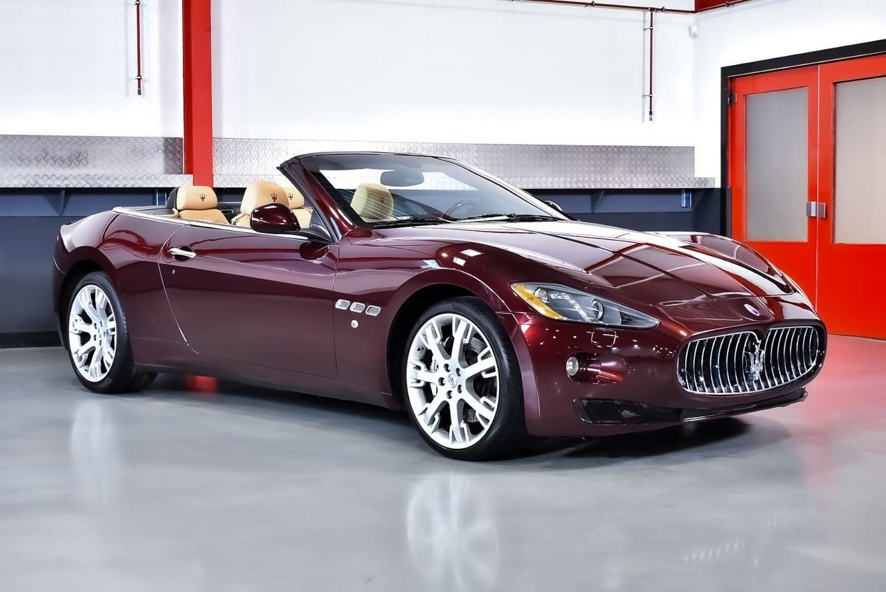 2013 Maserati GranCabrio 4.7L V8 LesAnciennes.com