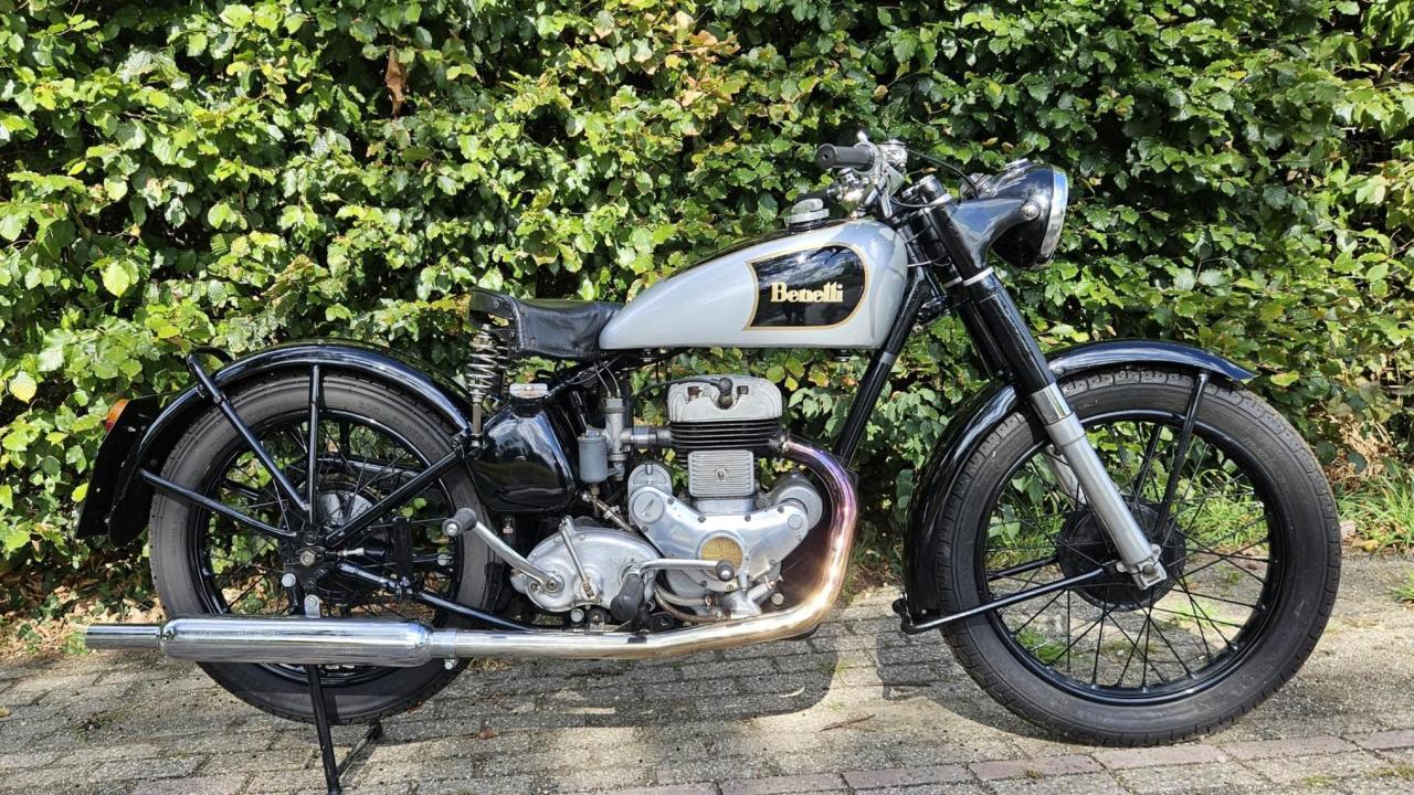 1947 Benelli 500cc SV with importpapers LesAnciennes.com