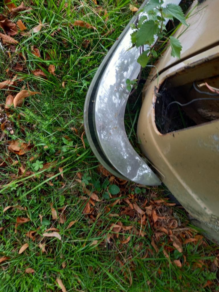 PIECES DETACHEES RENAULT 6 (R6) TL LesAnciennes.com