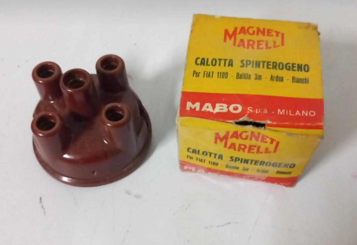 Lancia ardea bouchon de distributeur LesAnciennes.com