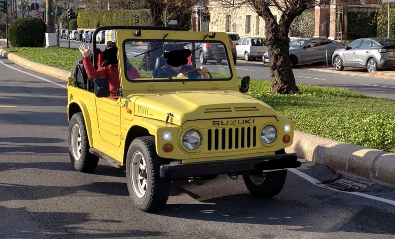 1990 Suzuki LJ80 LesAnciennes.com