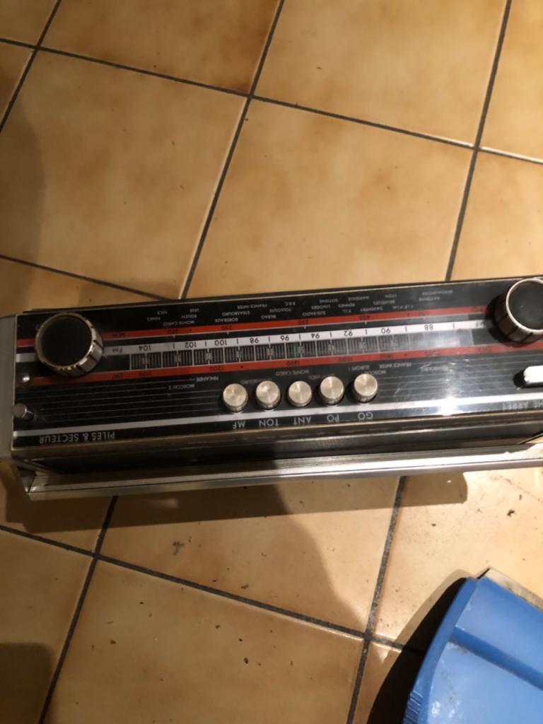 Transitor CITROEN 2CV LesAnciennes.com