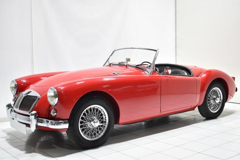 MG MGA 1500 Roadster - 1958 LesAnciennes.com
