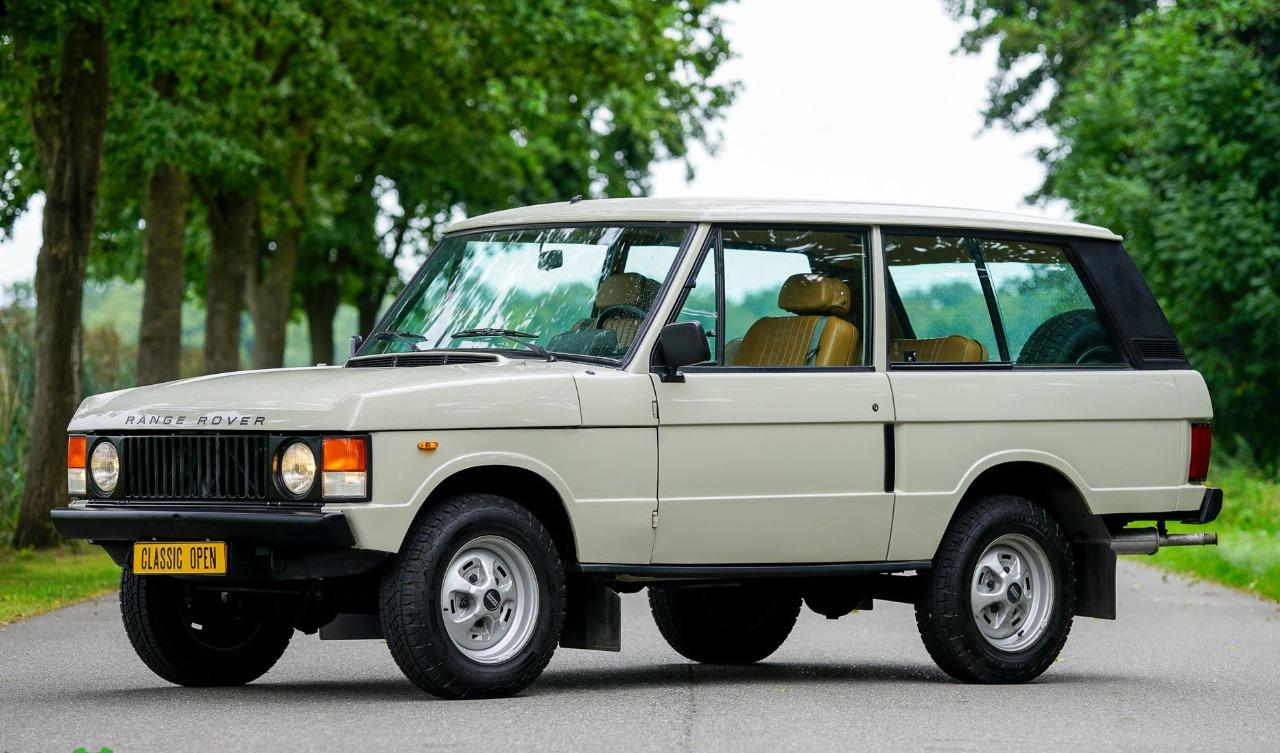 LAND ROVER Range Rover V8 - 1981 LesAnciennes.com