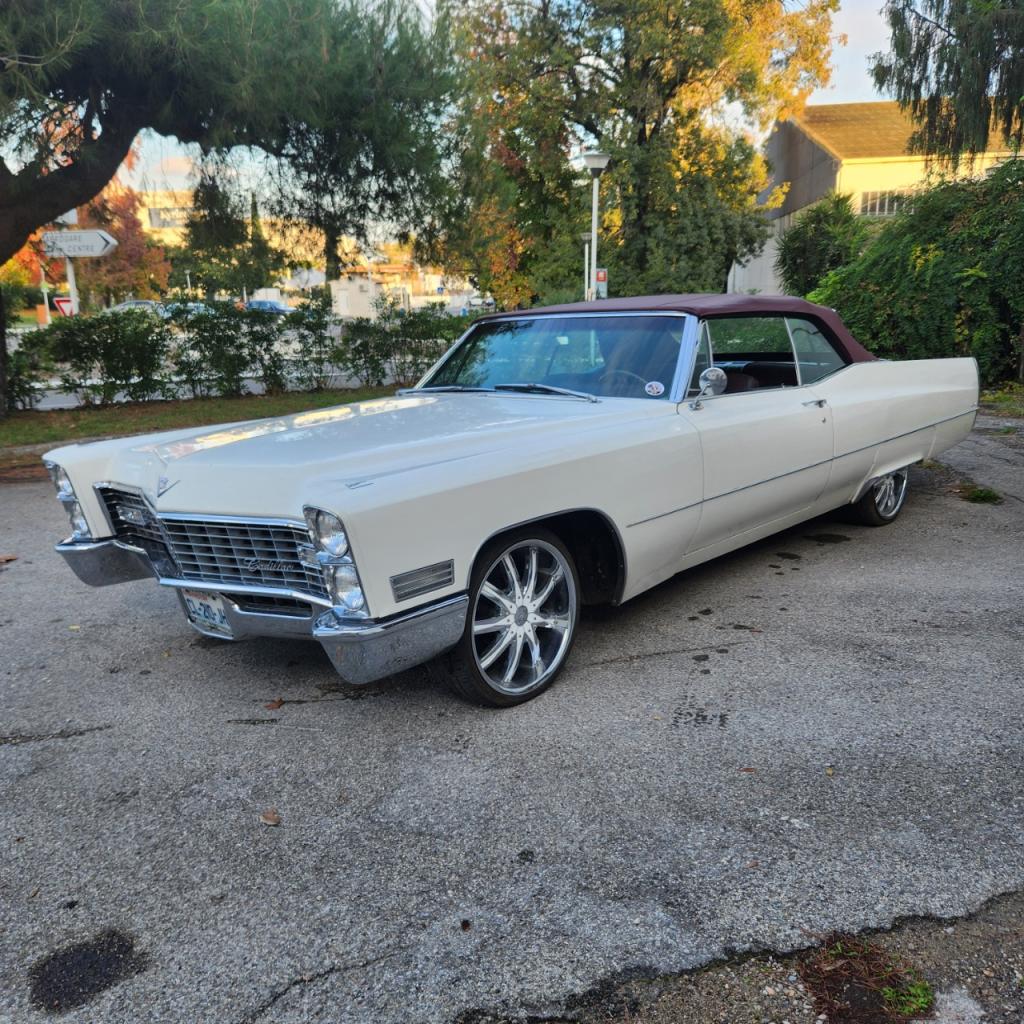 CADILLAC DEVILLE CONVERTIBLE - 1967 LesAnciennes.com