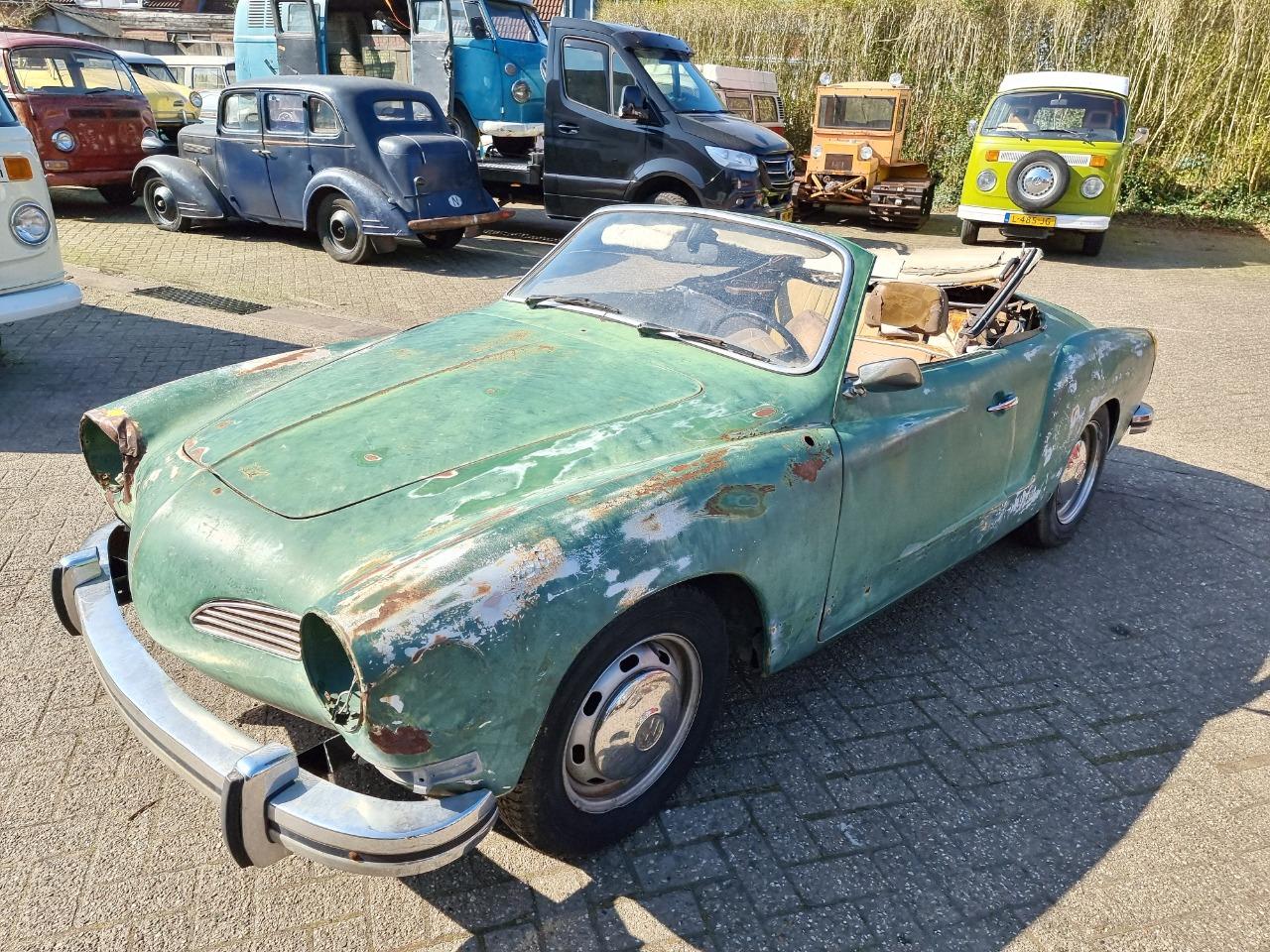 VOLKSWAGEN Karmann Ghia - 1971 LesAnciennes.com