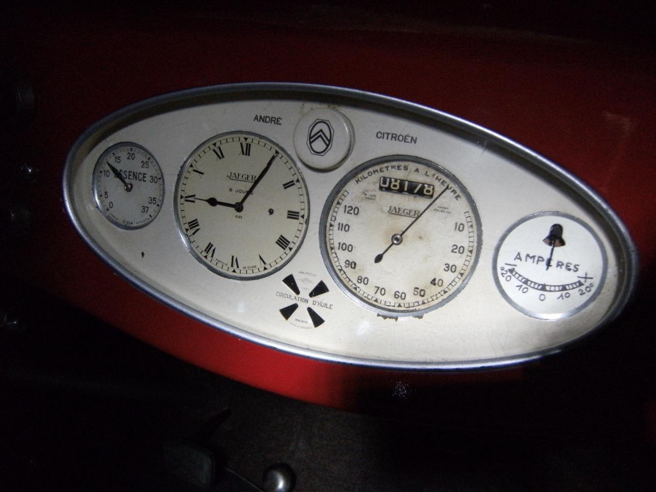 Autocollants1 CITROEN C4 A LesAnciennes.com