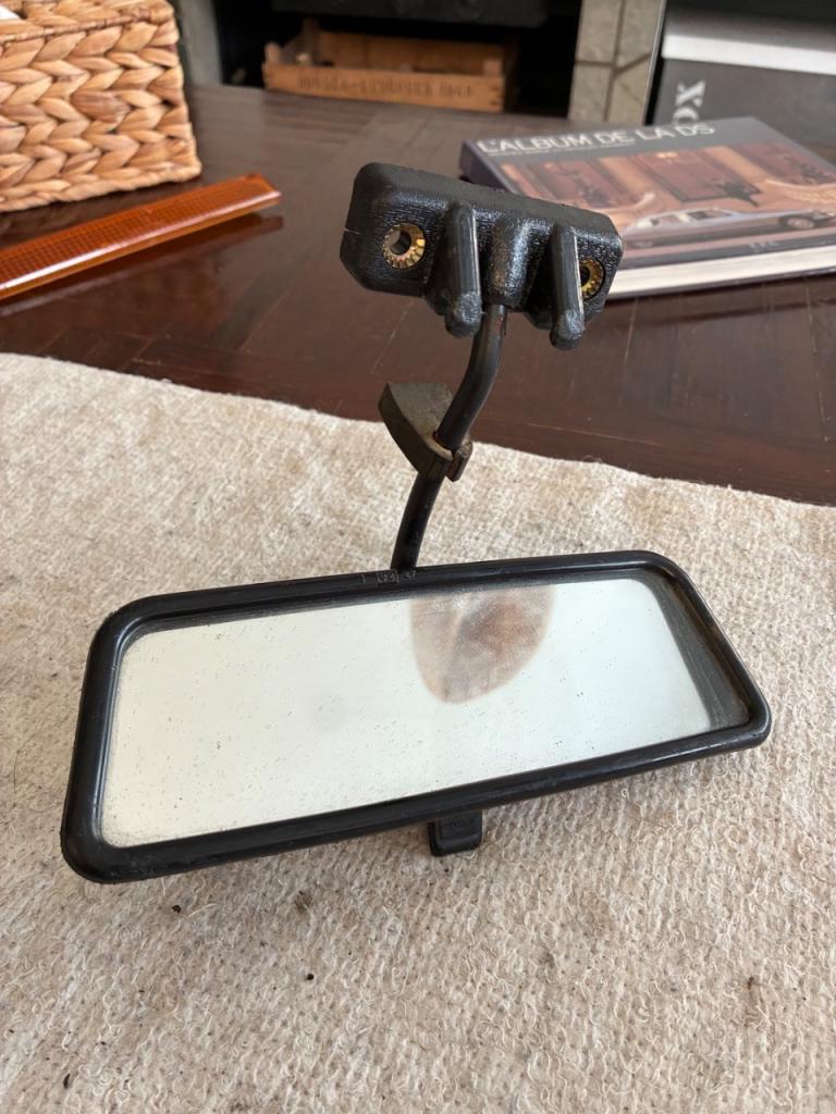 Rétroviseur intérieur RENAULT 16 (R16) LesAnciennes.com
