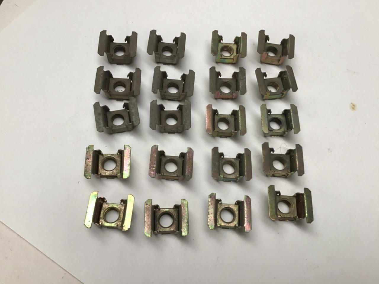 ÉCROUS CAGE NEUFS DIAMÈTRE 12 LesAnciennes.com