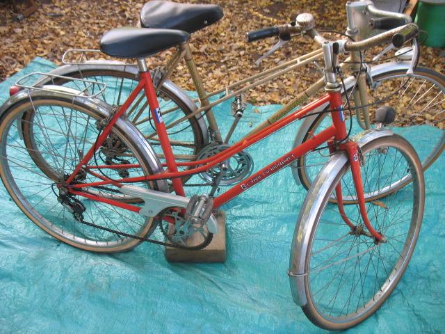 Velos vintage (lot de deux velos) LesAnciennes.com