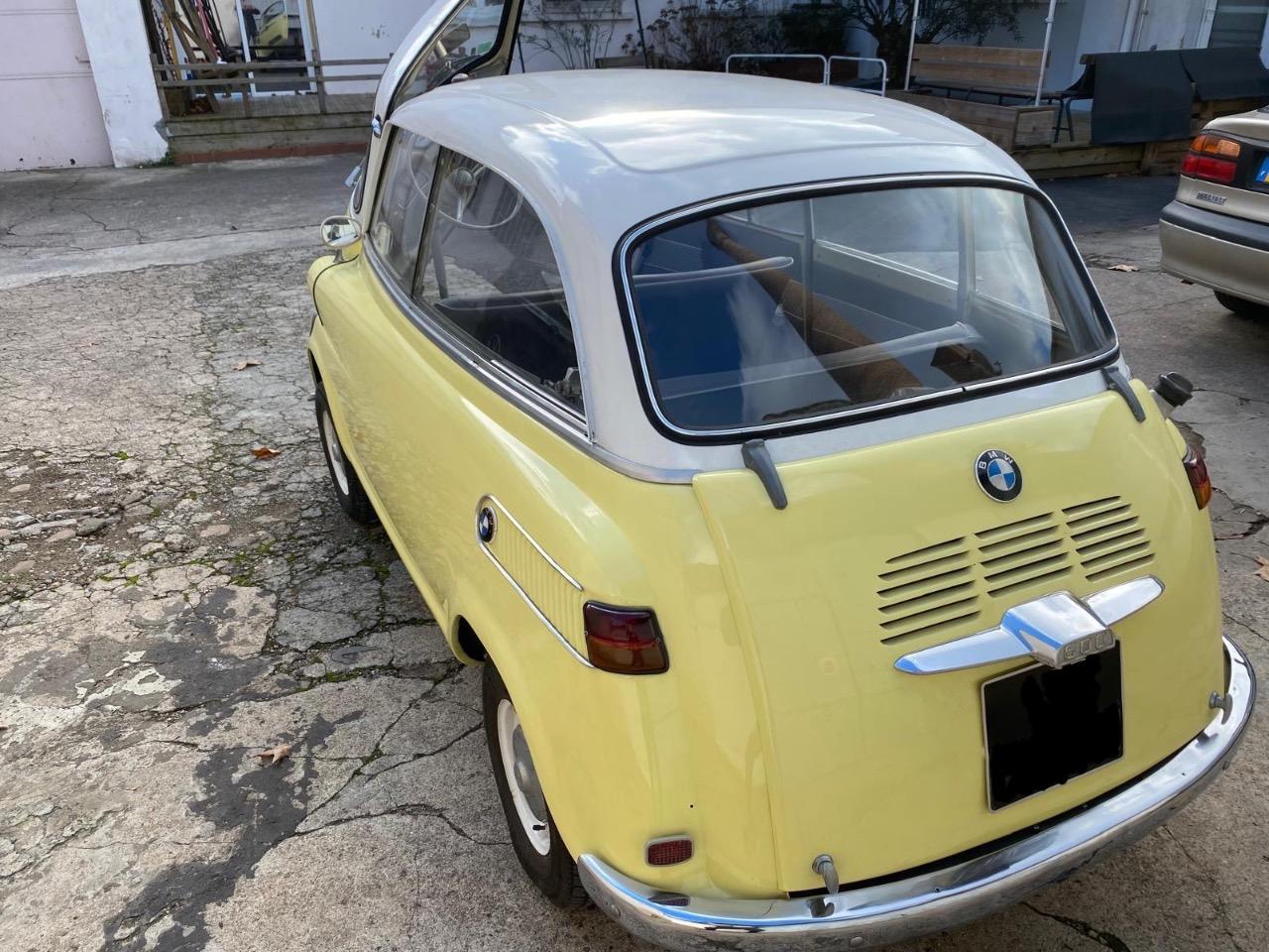 BMW Isetta - 1959 LesAnciennes.com