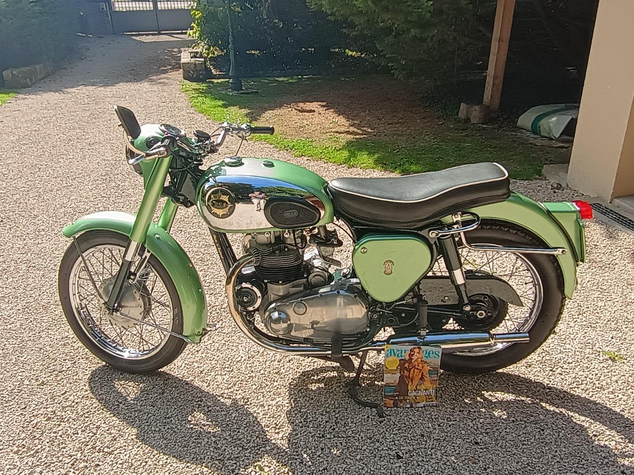BSA A7 SS - 1957 LesAnciennes.com