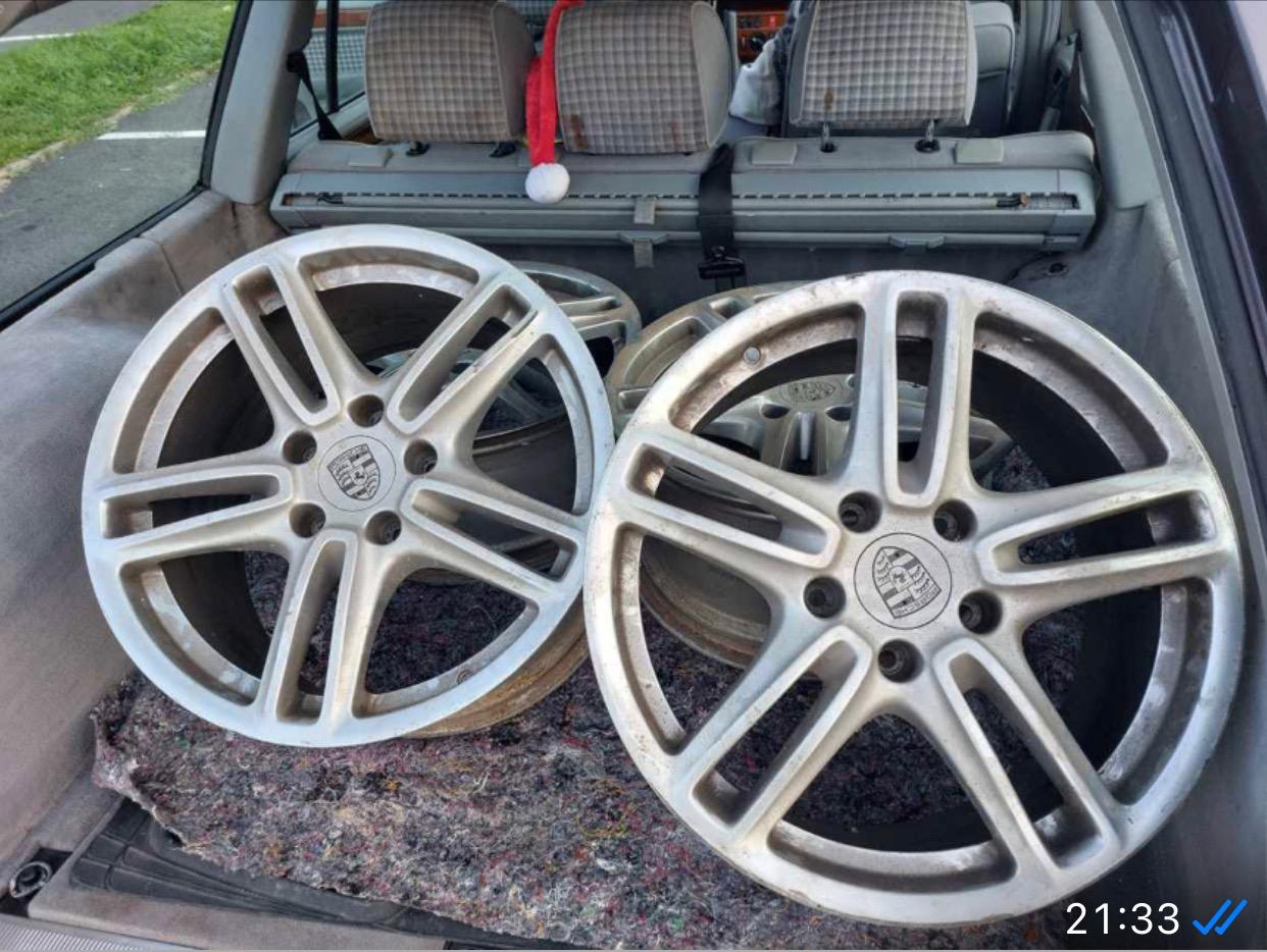 Jantes PORSCHE Panamera LesAnciennes.com