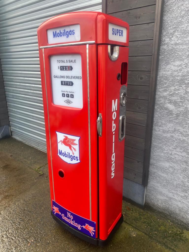 Pompe à essence ancienne SATAM LesAnciennes.com