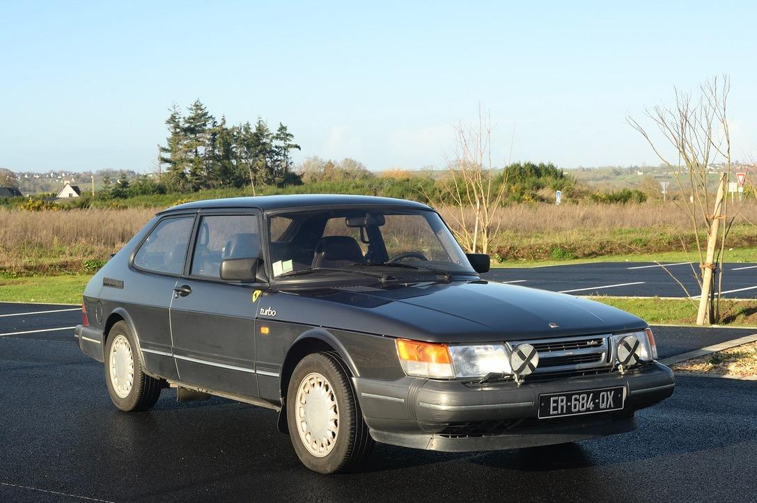 SAAB 900 Turbo - 1988 LesAnciennes.com