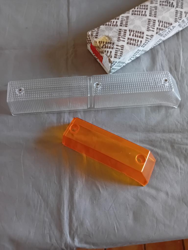 Cabochon RENAULT 5 (R5) Turbo 1 et 2 LesAnciennes.com