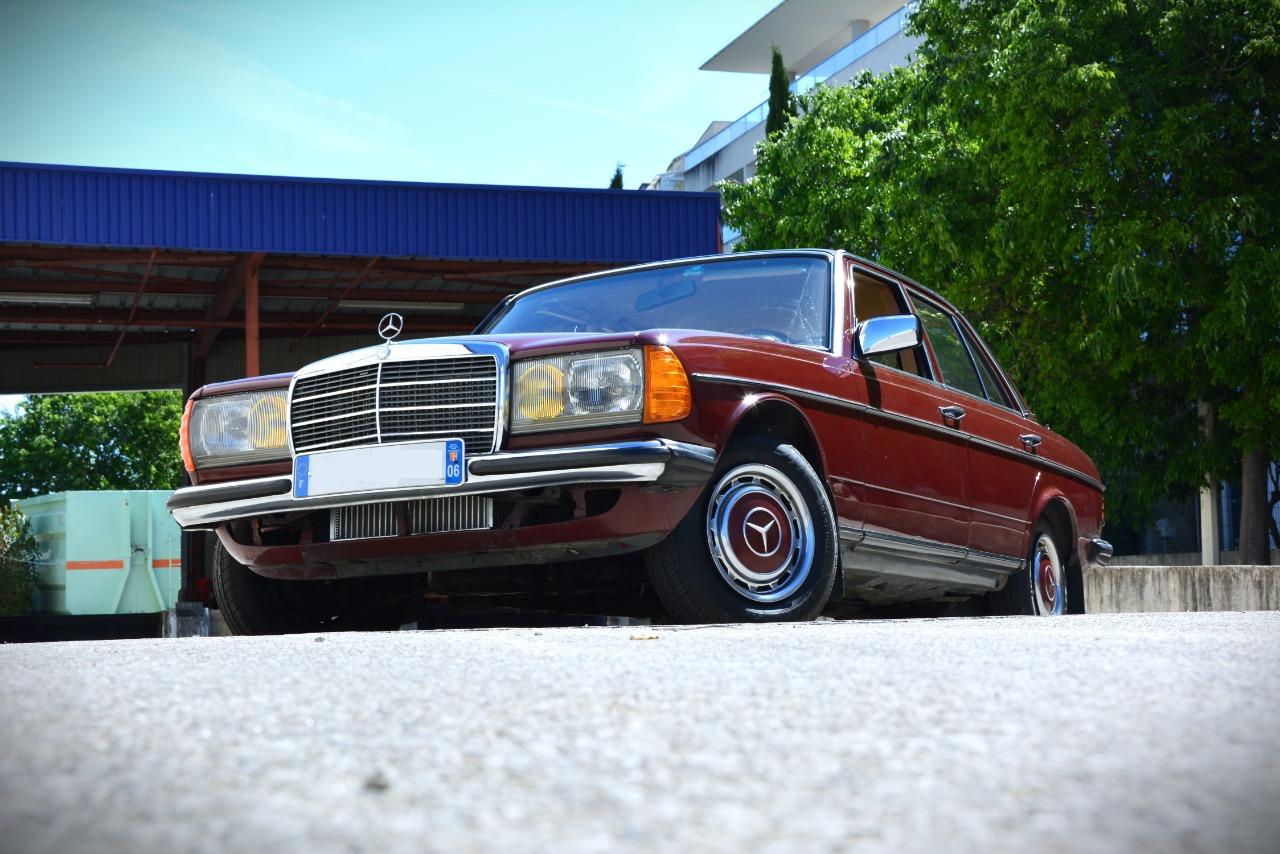 MERCEDES 300 D - 1983 LesAnciennes.com