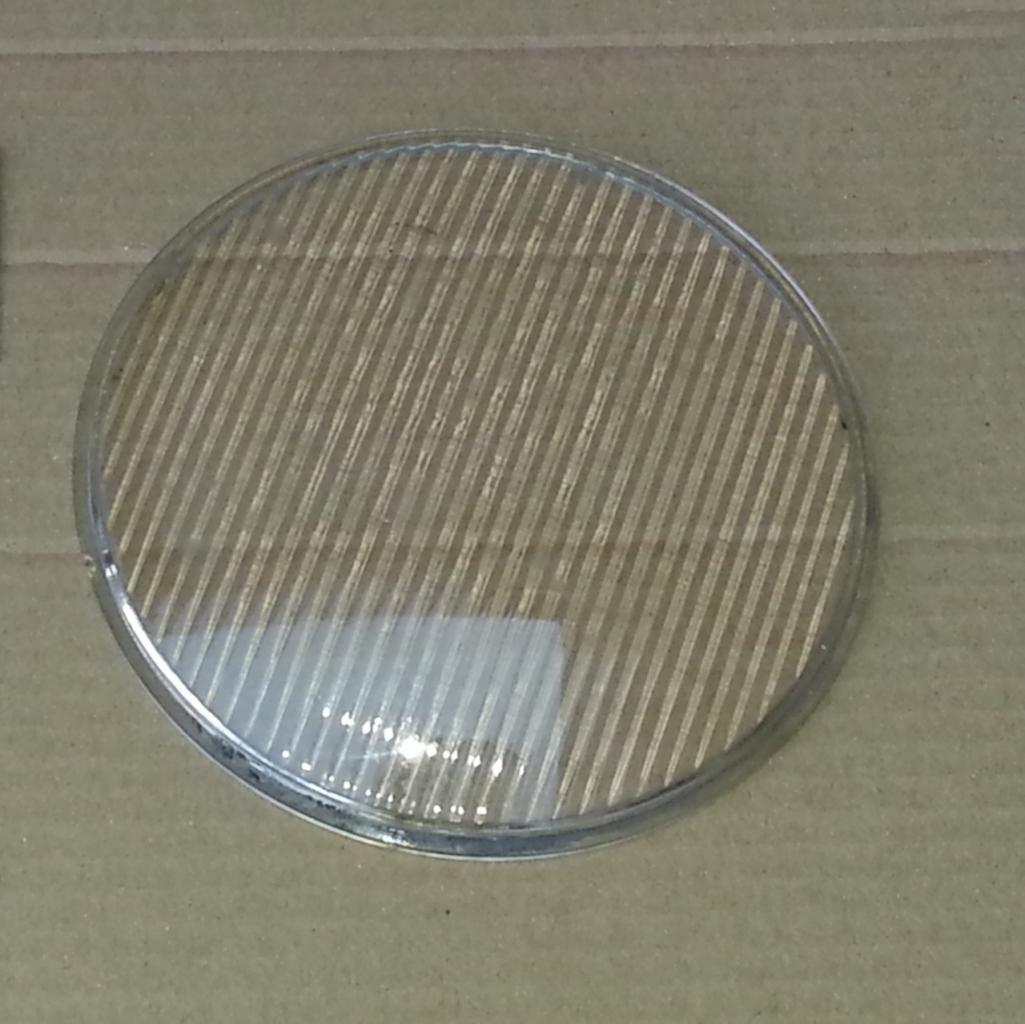 Verres FIAT 1100 LesAnciennes.com