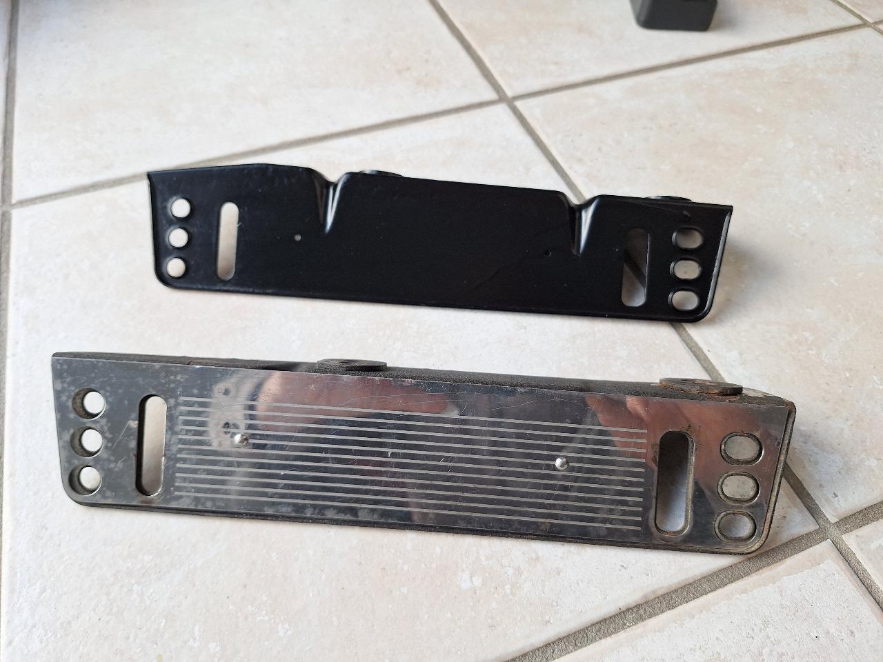 Support de siège Citroën DS LesAnciennes.com