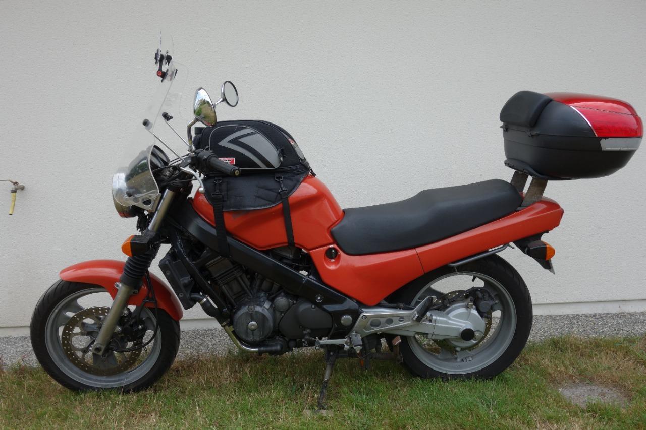 HONDA NTV 650 Revere - 1993 LesAnciennes.com