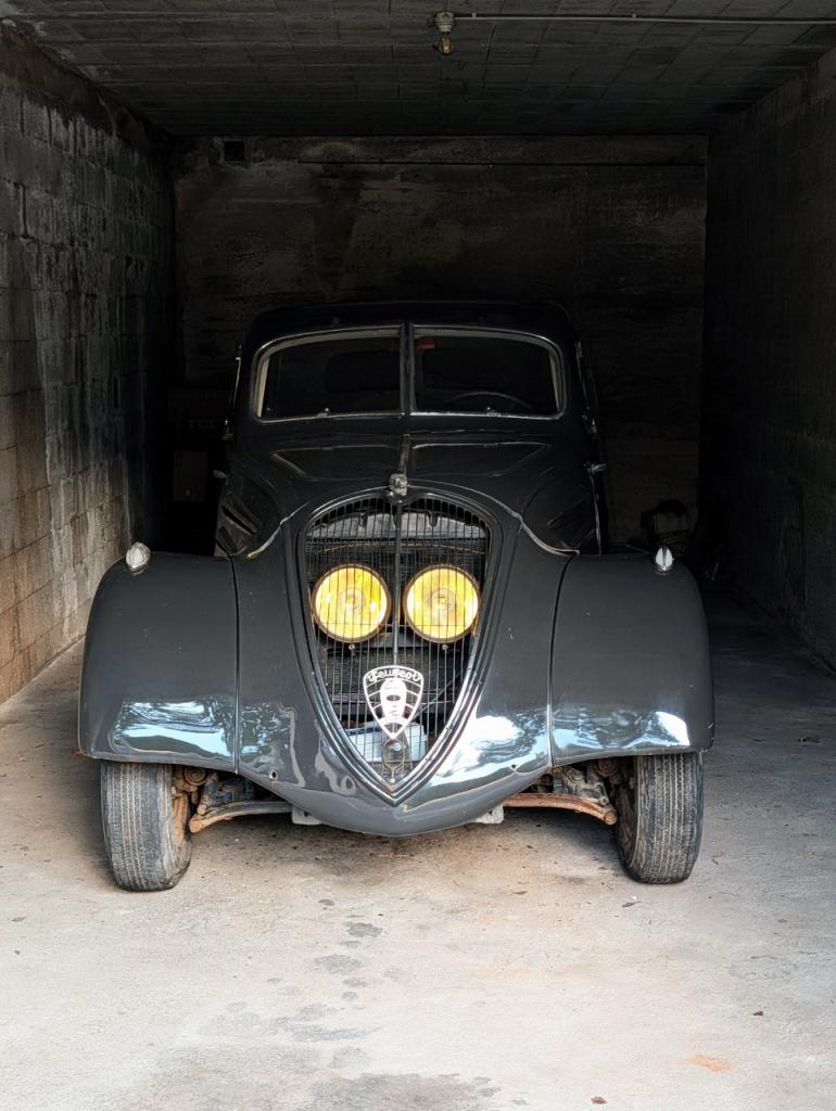 1938 Peugeot 402, foto 2
