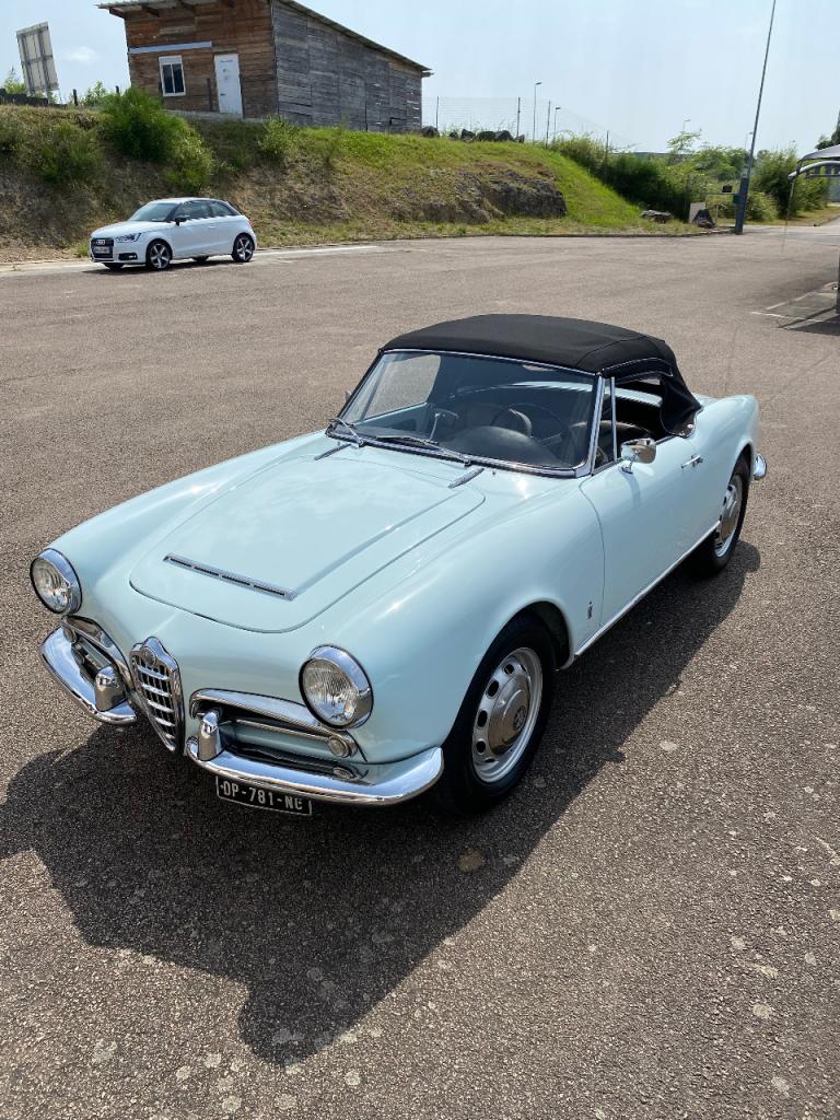 ALFA ROMEO Spider 10123 - 1963 LesAnciennes.com