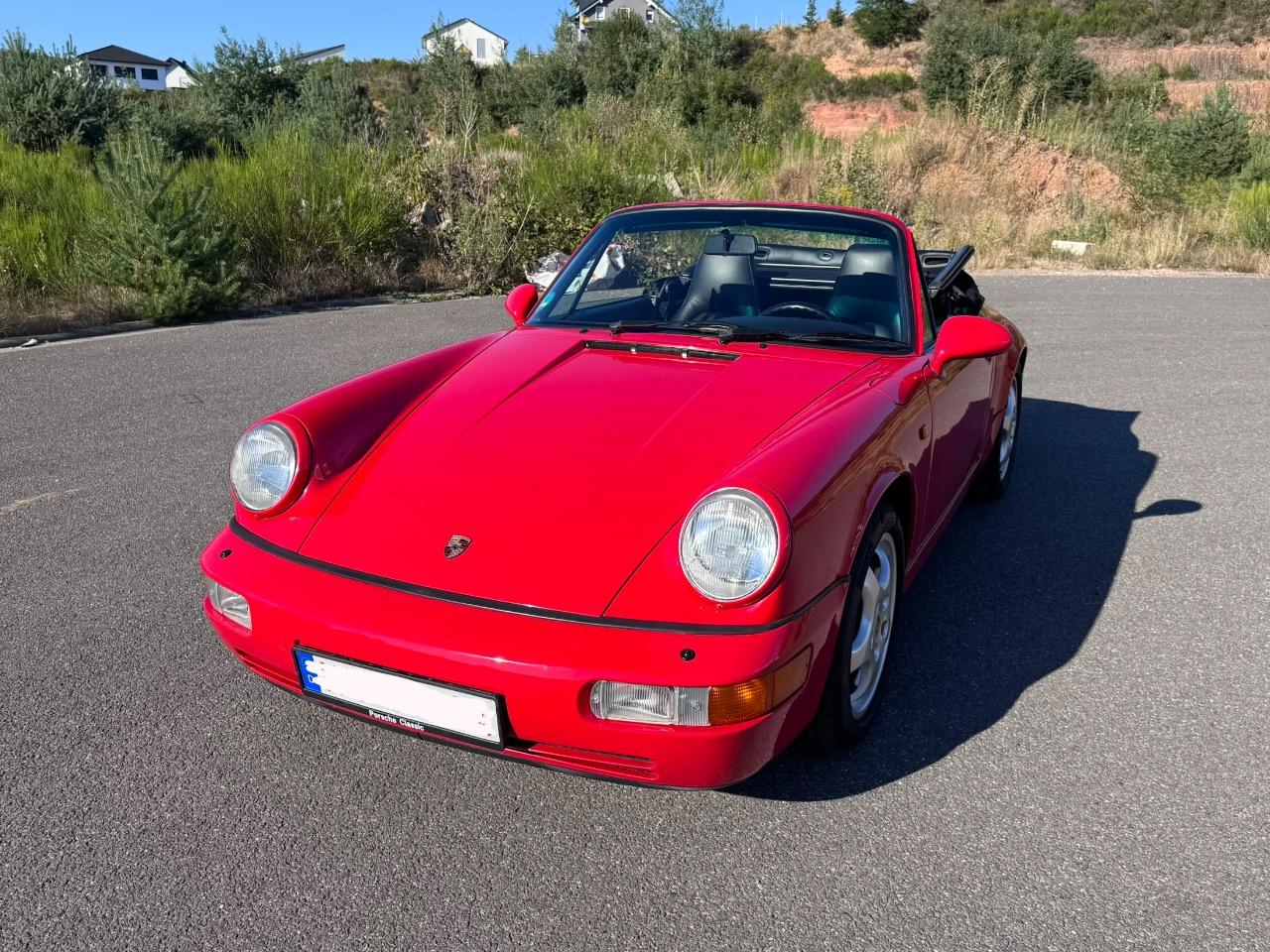 PORSCHE 911 964 C2 Cabrio Tiptro - 1993 LesAnciennes.com
