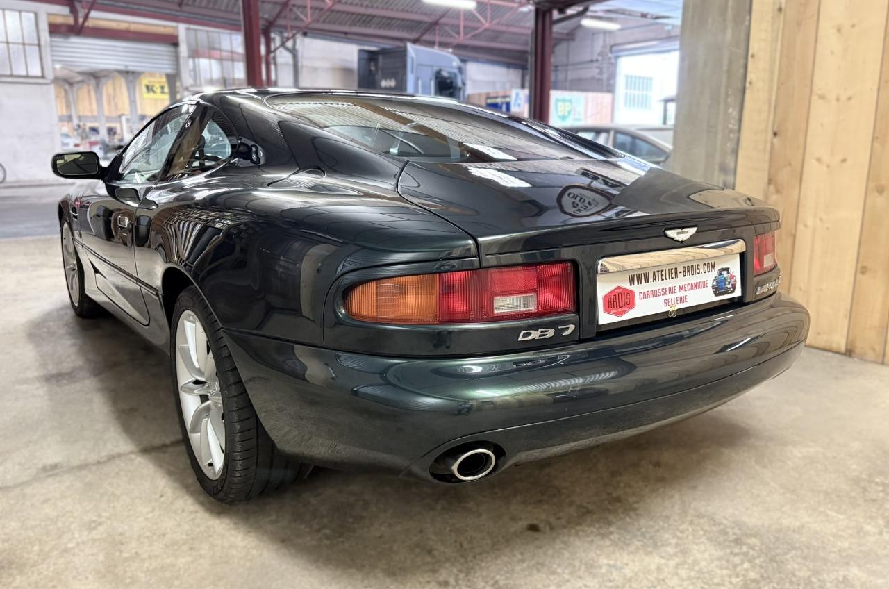 2001 Aston Martin DB7 Vantage, foto 3