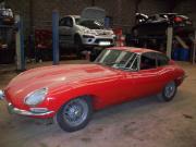 image_0-JAGUAR Type E coach - 1961