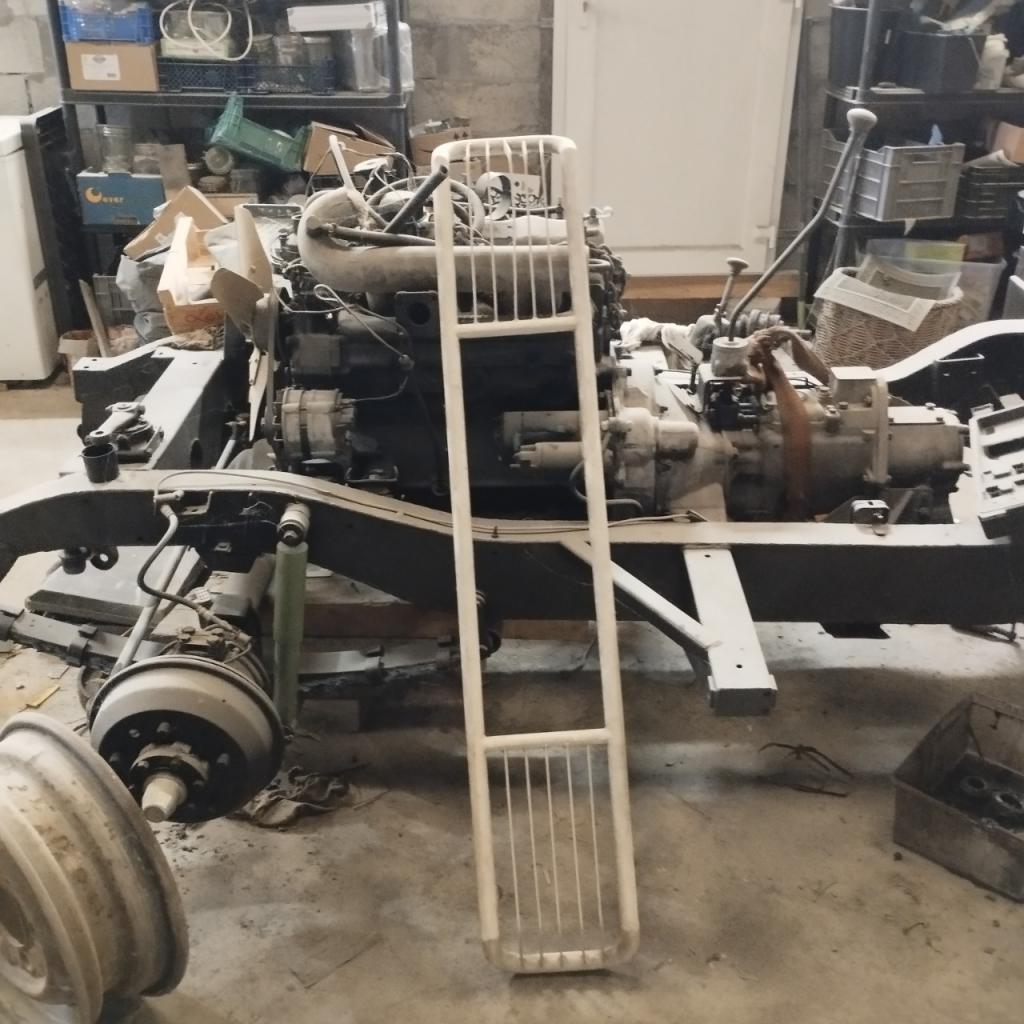 Pièces RENAULT 4 (R4) à vendre | Page 383