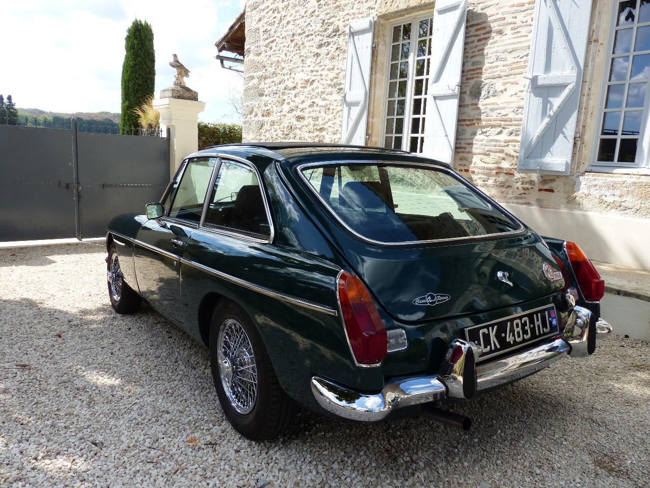 MG MGB GT - 1973 LesAnciennes.com