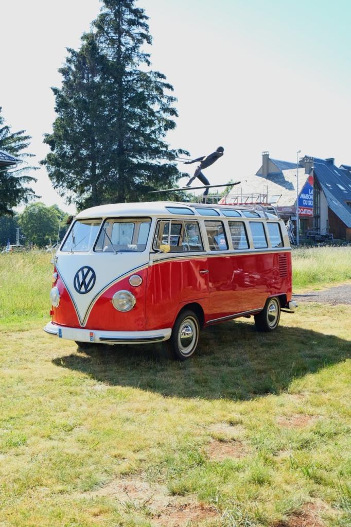 VOLKSWAGEN Combi T1 - Type 2 samba - 1964 LesAnciennes.com