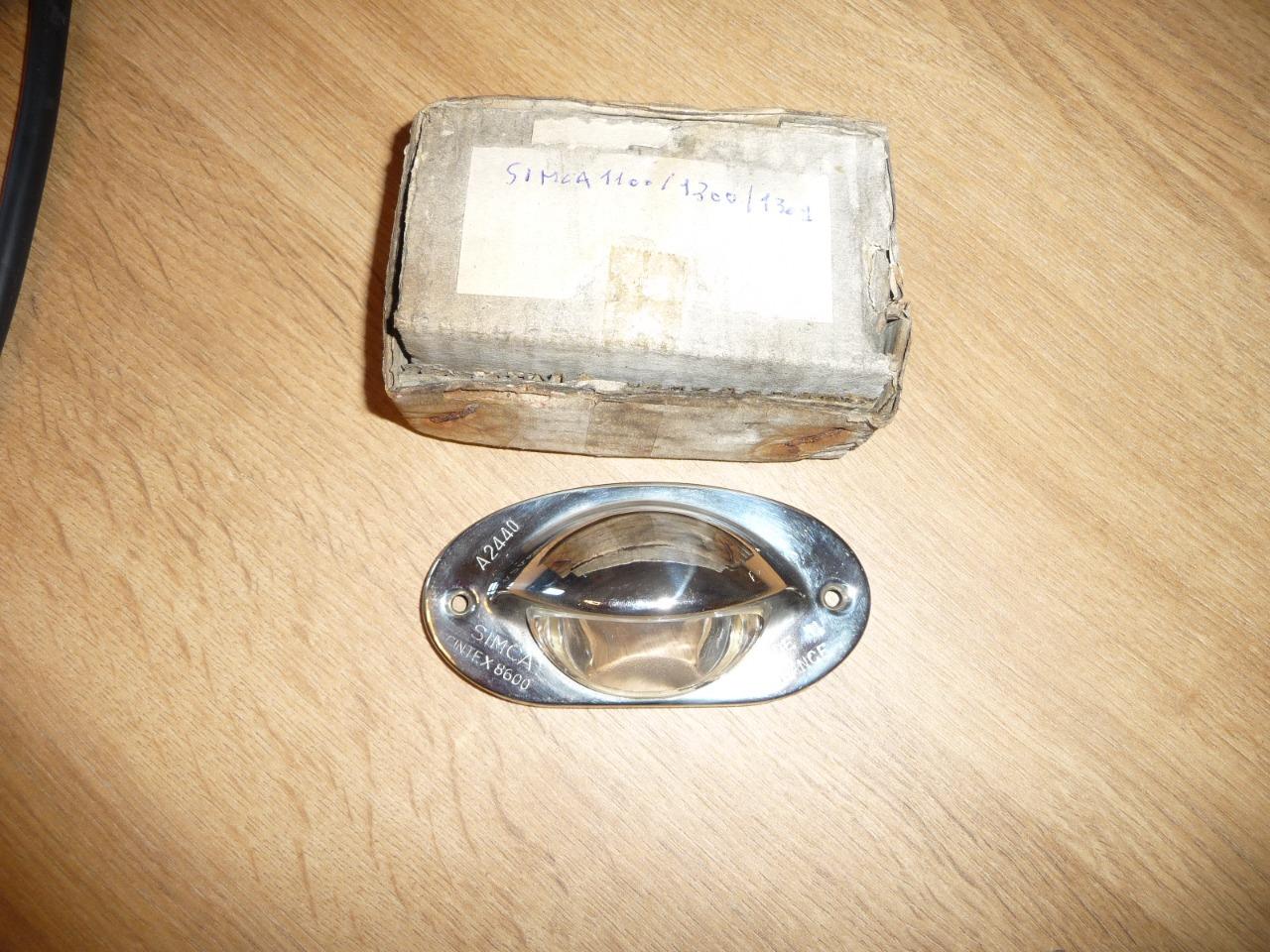 Cabochon SIMCA 1100 LesAnciennes.com