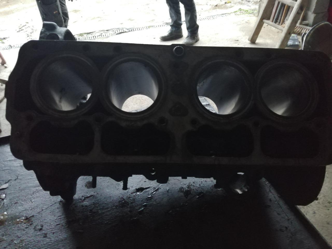 Bloc moteur CITROEN HY H72 LesAnciennes.com