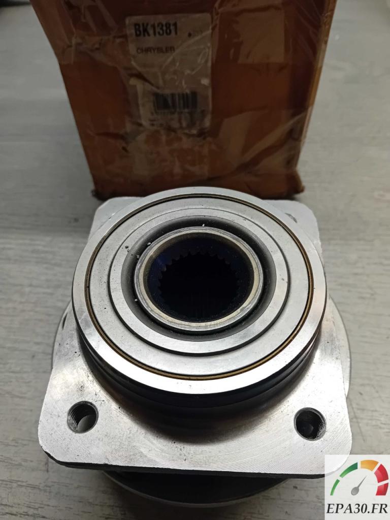 BK1381 - KIT ROULEMENT ROUE AVANT JEEP WRANGLER LesAnciennes.com