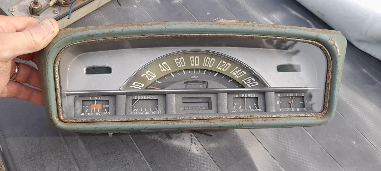 Compteur Peugeot 403 LesAnciennes.com