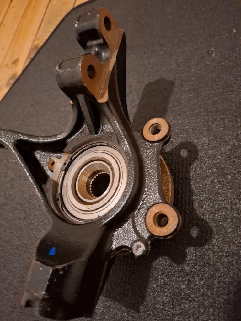 Pivot PEUGEOT 307 hdi Berline LesAnciennes.com