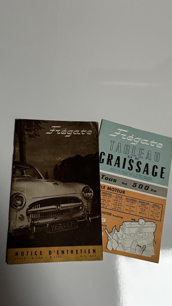 Renault Frégate LesAnciennes.com