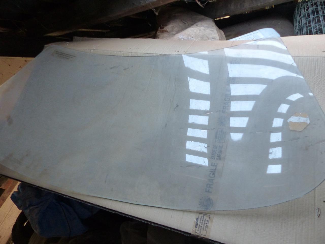 Pare Brise LesAnciennes.com