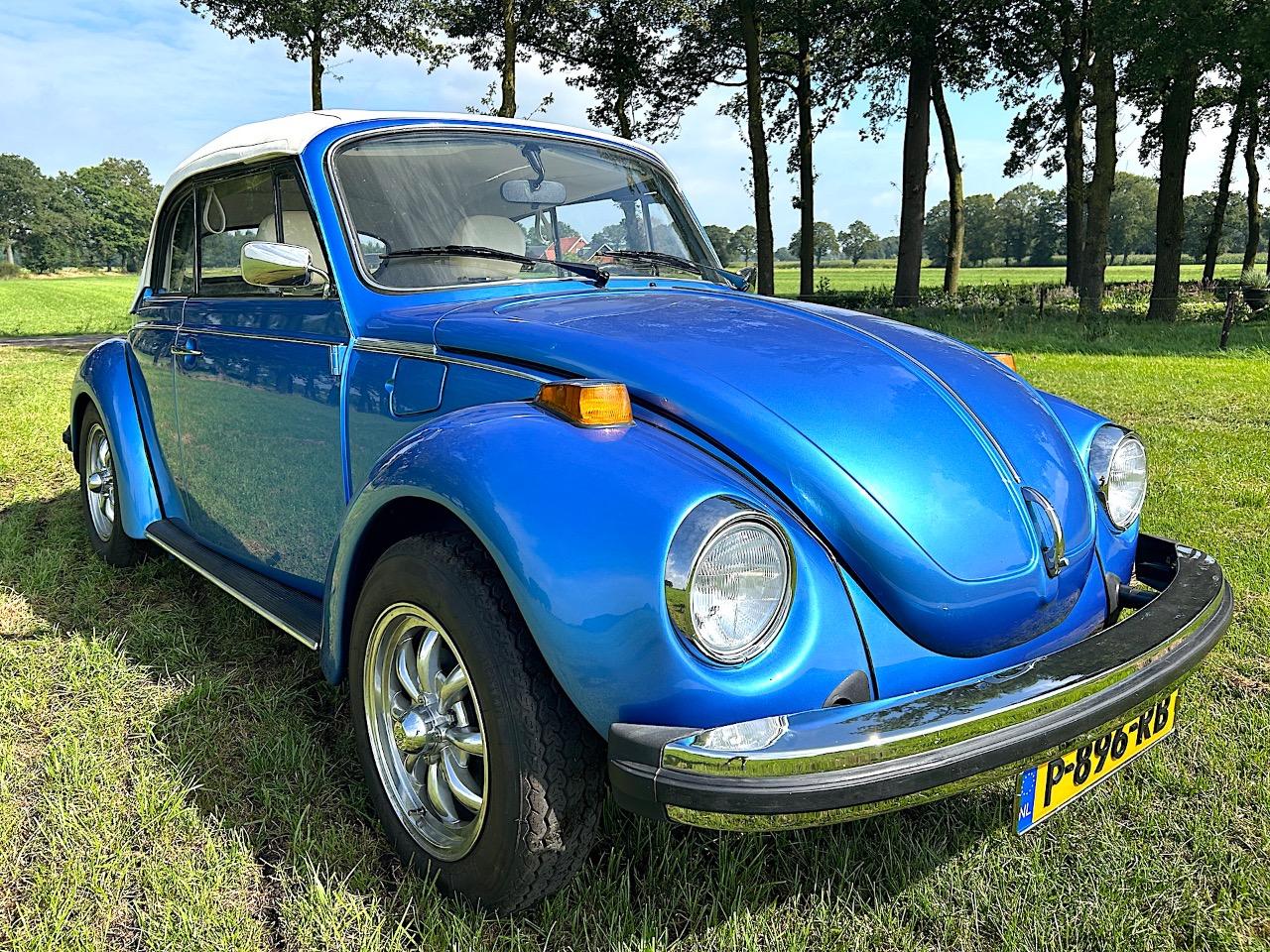 VOLKSWAGEN Coccinelle 1303 cabrio - 1978 LesAnciennes.com