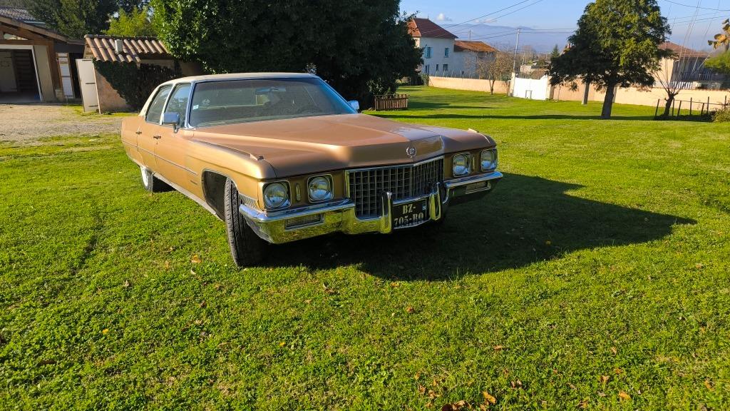 CADILLAC Fleetwood Brougham - 1971 LesAnciennes.com