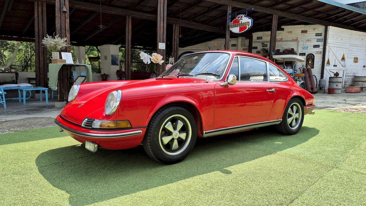 PORSCHE 911 2.4 T Coupè - 1972 LesAnciennes.com