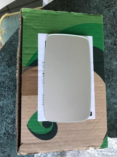 Glace rétroviseur PEUGEOT 504 Coupé/Cabriolet LesAnciennes.com