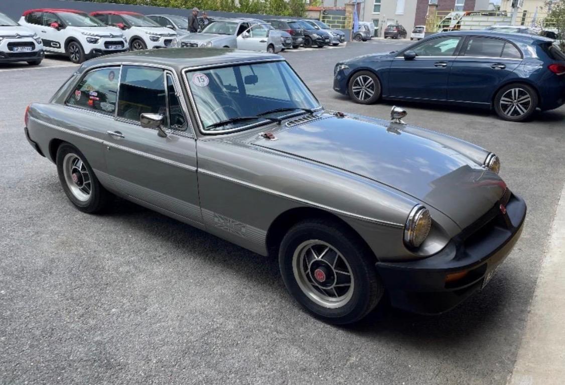 MG MGB GT - 1982 LesAnciennes.com