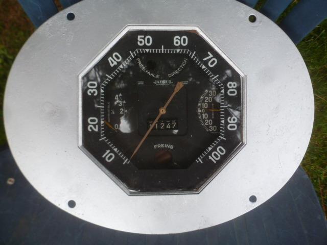 RENAULT 1000 et 1400kg Goelette Voltigeur:comp LesAnciennes.com