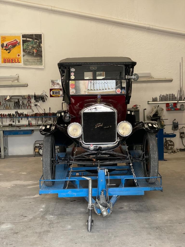FORD T Turismo - 1923 LesAnciennes.com