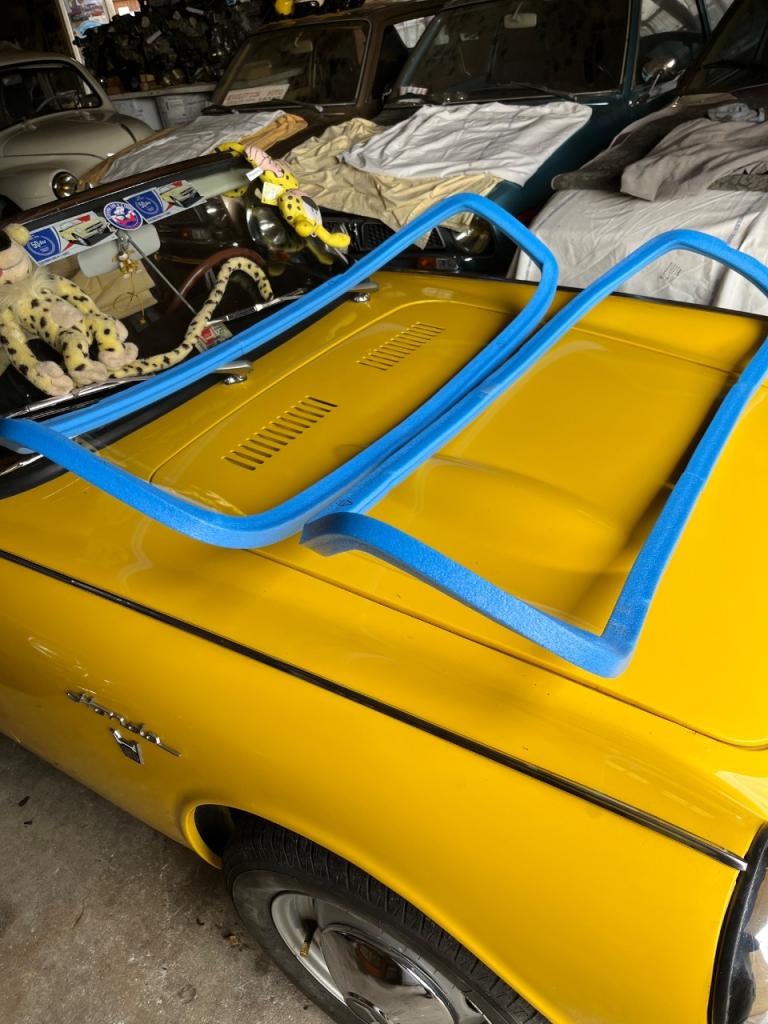 Pare brise HONDA S800 Coupe et cabriolet LesAnciennes.com